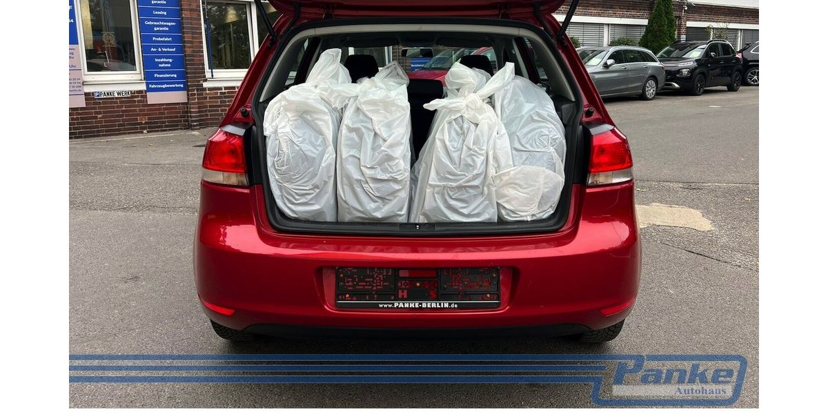 VW Golf Trendline 1.4*2Hand*8Reifen*Klima*Zahnriem 157.606 km 4.990 € Berlin 13187