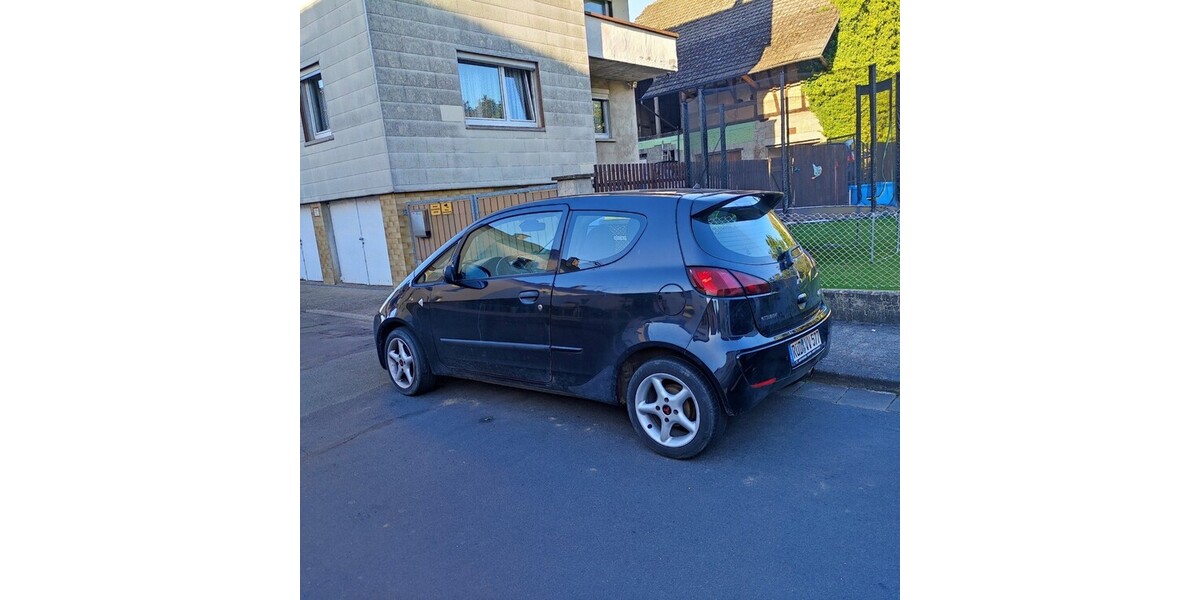 Mitsubishi Colt 250.000 km 2.199 € Aarbergen 65326