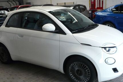 Fiat 500e 14.500 km 18.750 &euro; Genthin 39307