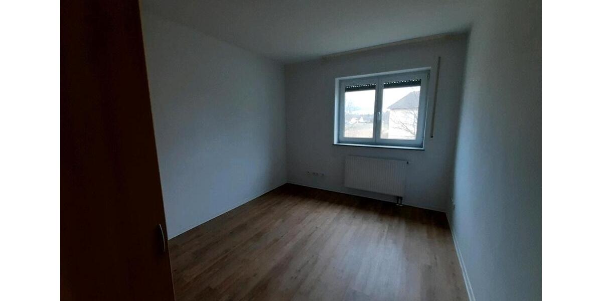Doppelhaushälfte Schwarzenbach - 3 Zimmer, 130 m&sup2;, 1.400&euro; | Angebot:26408425