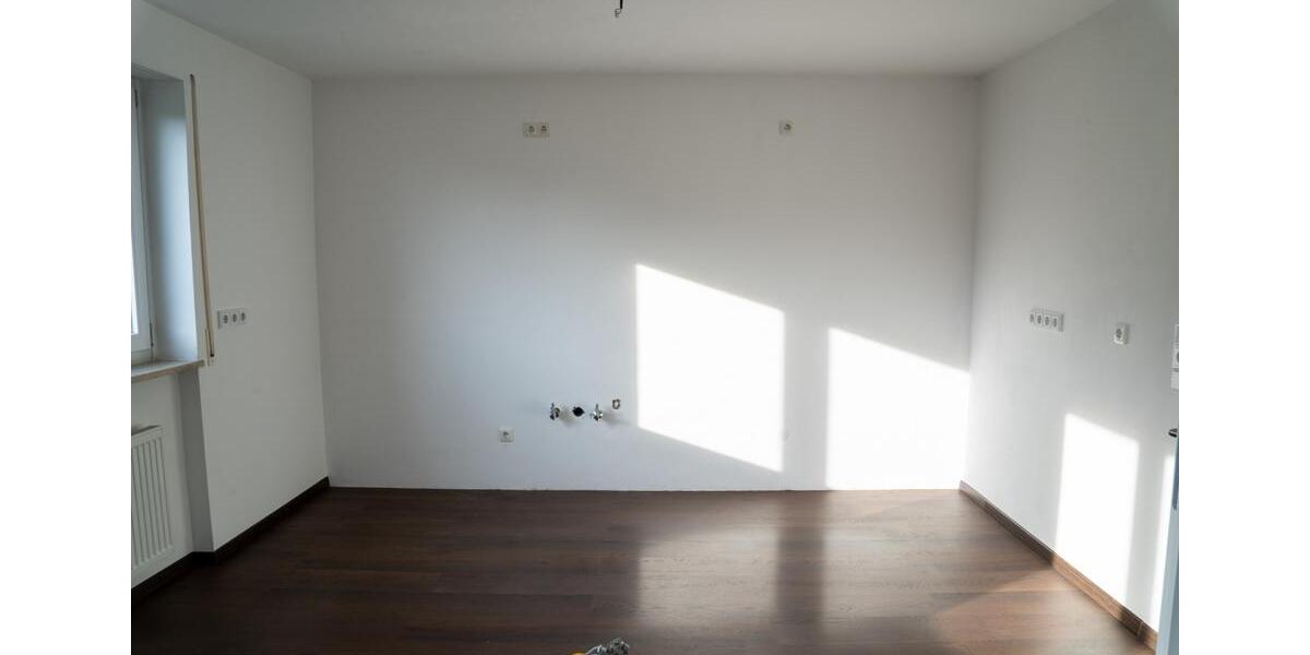 Etagenwohnung Regensburg Galgenberg - 5 Zimmer, 119 m&sup2;, 1.940&euro; | Angebot:25881477