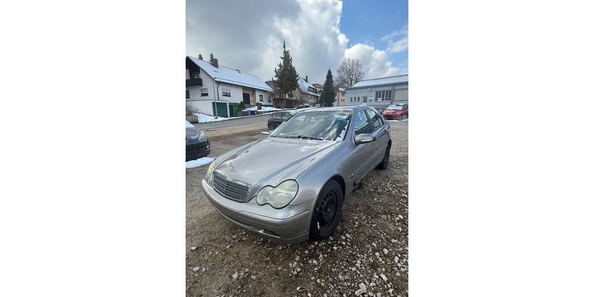 Mercedes-Benz C 180 226.134 km 550 &euro; Wehingen 78564