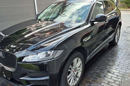 Jaguar F-Pace 72.300 km 20.500 &euro; Hamburg 22415