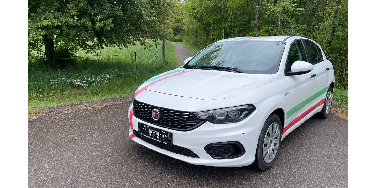 Fiat Tipo 118.000 km 5.900 &euro; Balingen 72336