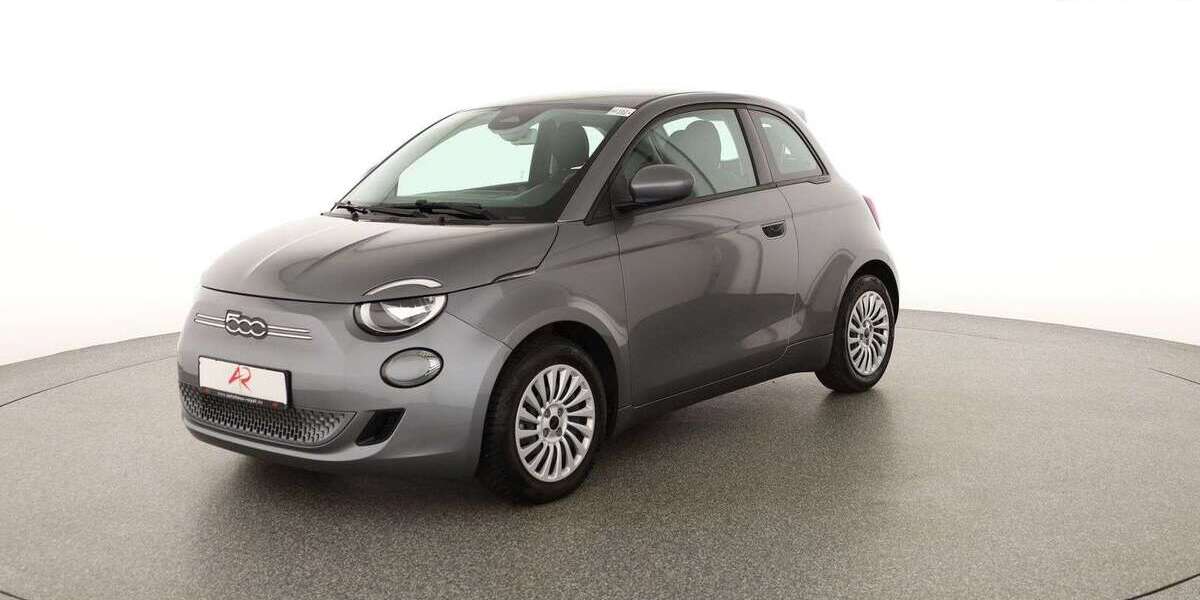 Fiat 500 8.469 km 13.780 &euro; Berlin 12103