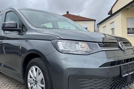 VW Caddy Maxi 27.465 km 34.990 &euro; Ichenhausen 89335