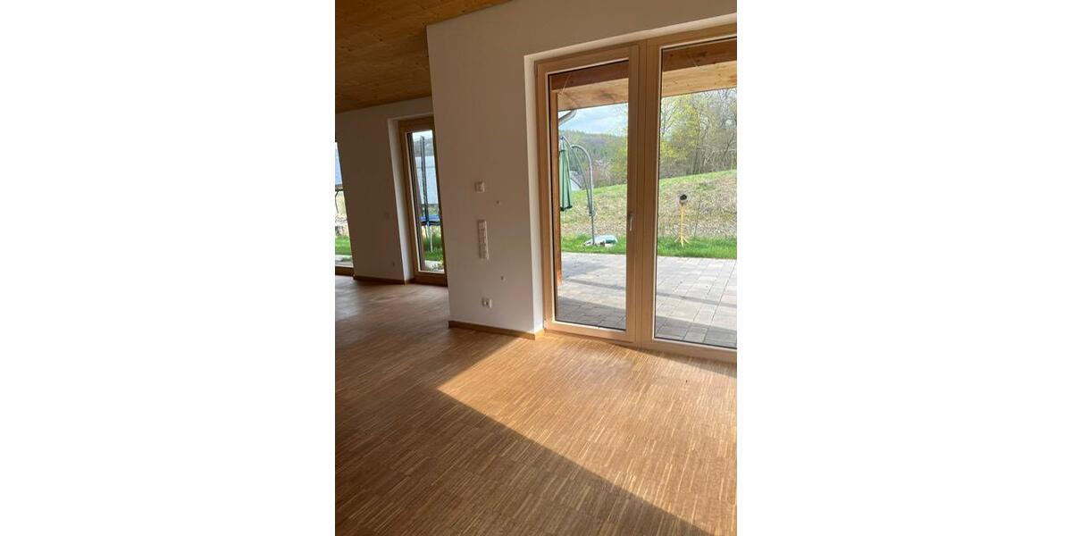 Bungalow Chemnitz Klaffenbach - 5 Zimmer, 150 m&sup2;, 2.050&euro; | Angebot:26461270