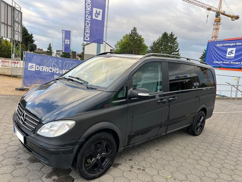 Mercedes-Benz Viano 284.000 km 10.499 € Düren 52351