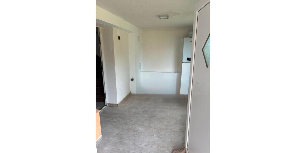 Doppelhaushälfte Sundhagen - 4 Zimmer, 80 m&sup2;, 150.000&euro; | Angebot:27243097