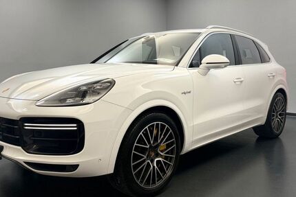 Porsche Cayenne 30.000 km 95.699 &euro; Reutlingen / Mittelstadt 72766