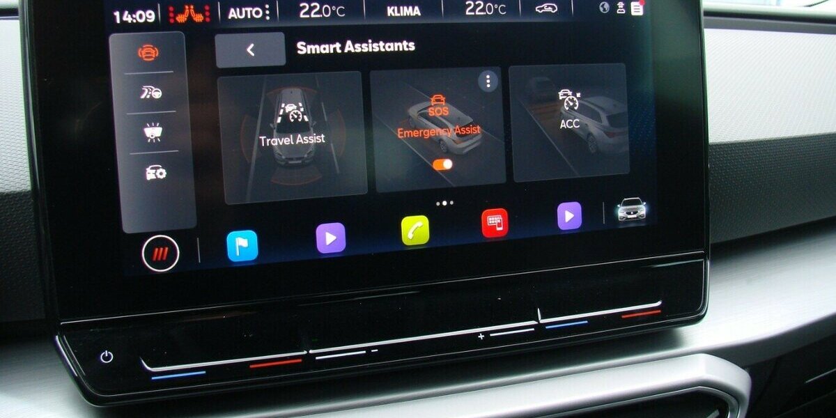 Seat Leon 1.5TSi Hybrid FR ACC LED Kamera 26.551 km 24.980 &euro; Falkensee 14612