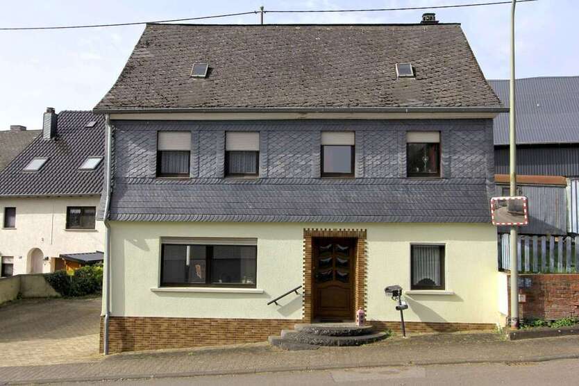 Haus zum Kaufen in Oberkirn 138.000 € 130 m²