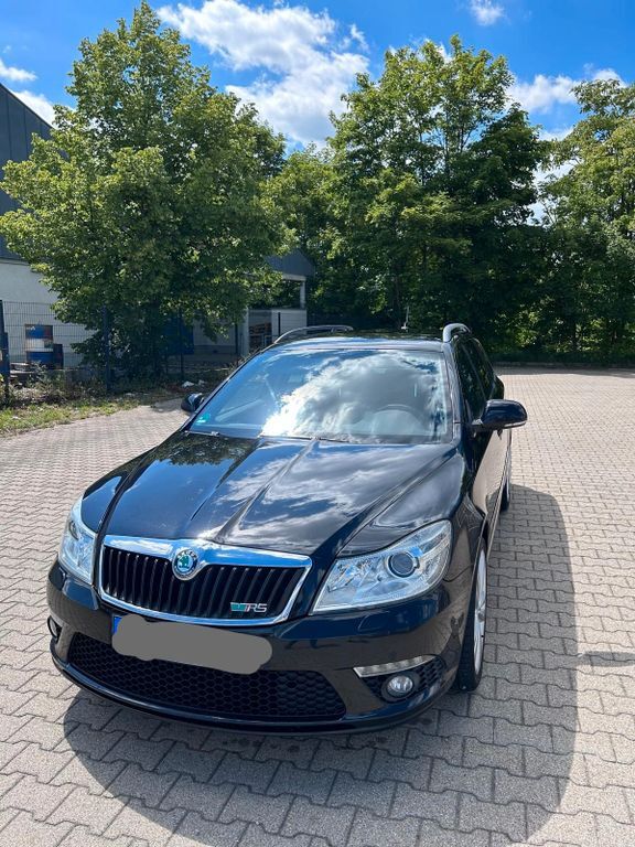 Skoda Octavia 245.000 km 7.950 € Buchen 74722