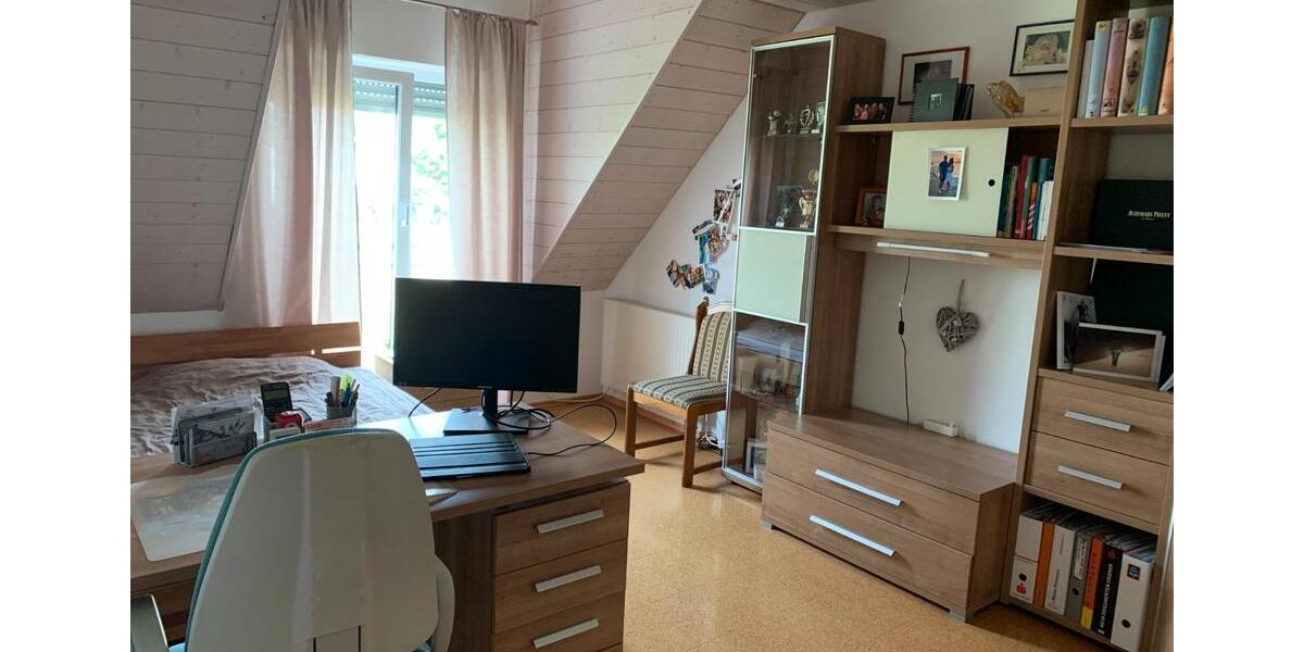 Doppelhaushälfte Wehringen - 6 Zimmer, 165 m&sup2;, 2.100&euro; | Angebot:26634665