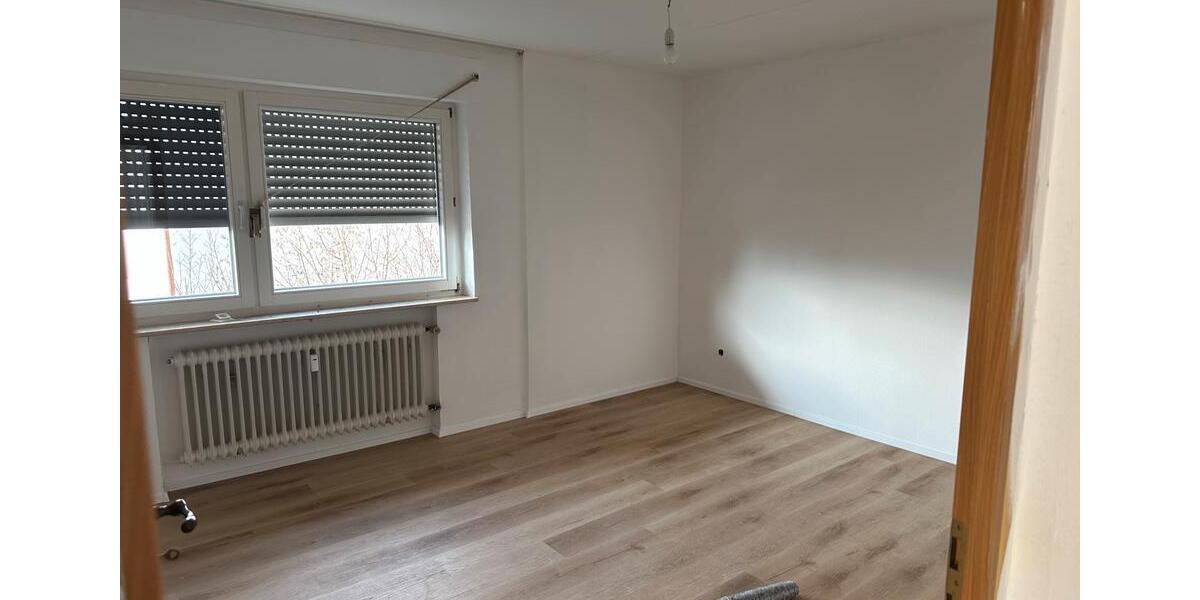 Etagenwohnung Kernen im Remstal - 4 Zimmer, 85 m&sup2;, 1.300&euro; | Angebot:24785910