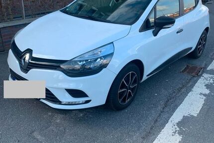 Renault Clio 72.000 km 7.250 &euro; Langen 63225