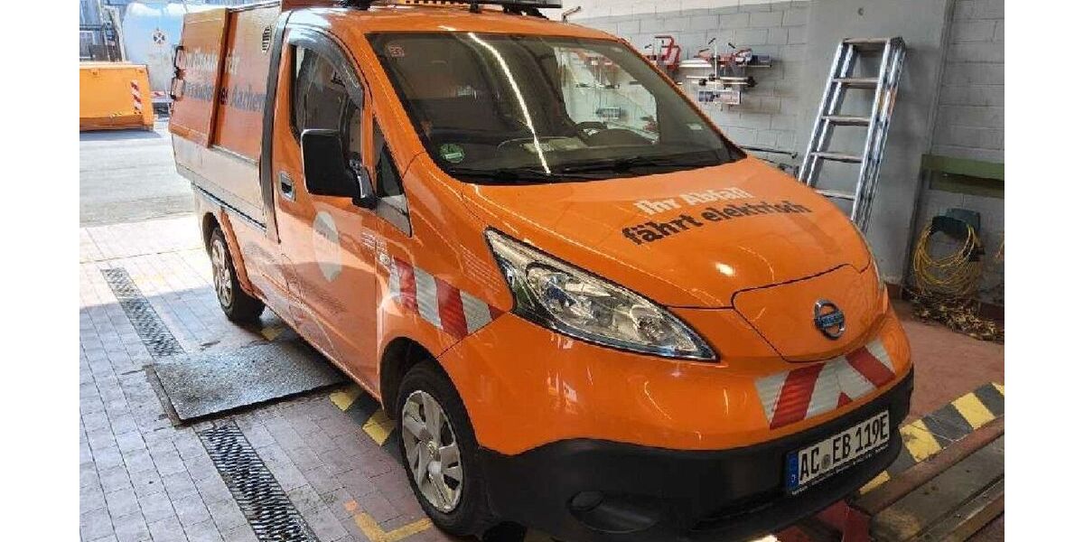 Nissan NV200 83.900 km 5.950 &euro; Niederlauer 97618