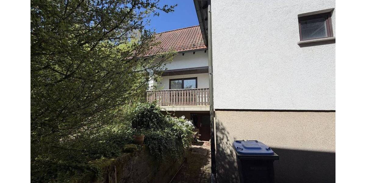 Mehrfamilienhaus, Wohnhaus Schiffweiler Stennweiler - 6 Zimmer, 158 m&sup2;, 198.000&euro; | Angebot:26434026