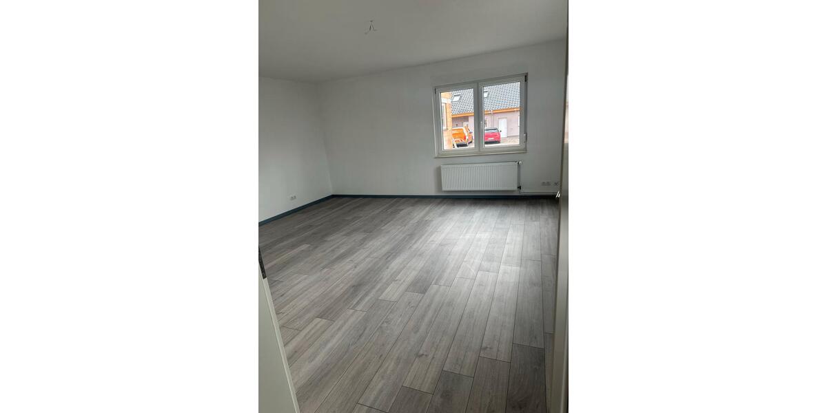 Einfamilienhaus Haldensleben - 5 Zimmer, 150 m&sup2;, 950&euro; | Angebot:25571006