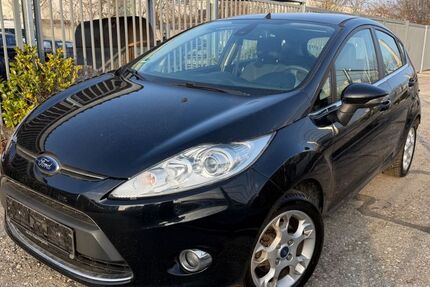Ford Fiesta 130.000 km 2.900 &euro; Markt Schwaben 85570