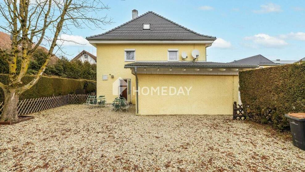 Attraktives Wohn- und Geschäftshaus mit 599 m² Grundstück in Neufahrn 4 zimmer