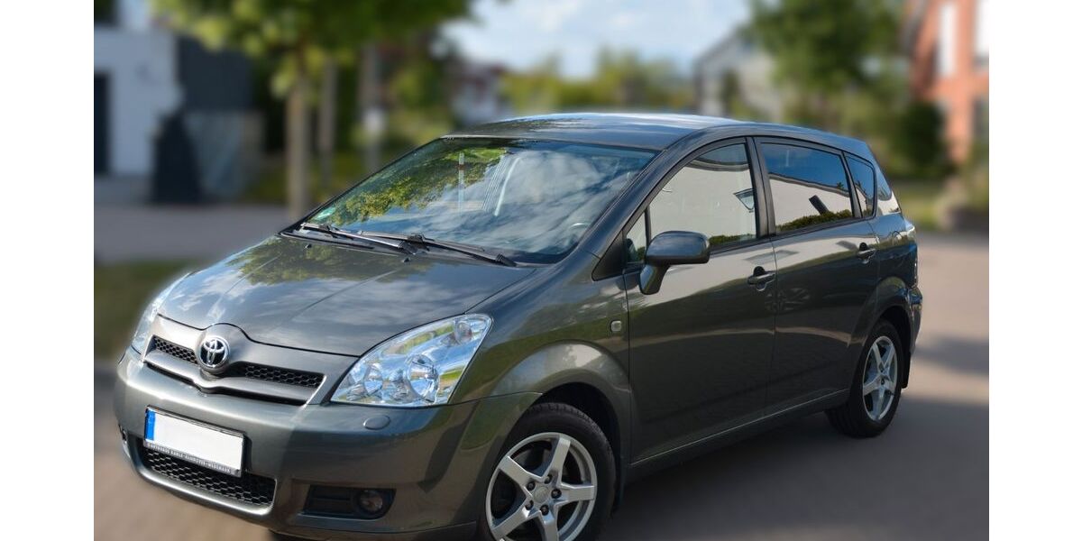 Toyota Corolla Verso 160.514 km 5.000 &euro; Seelze 30926