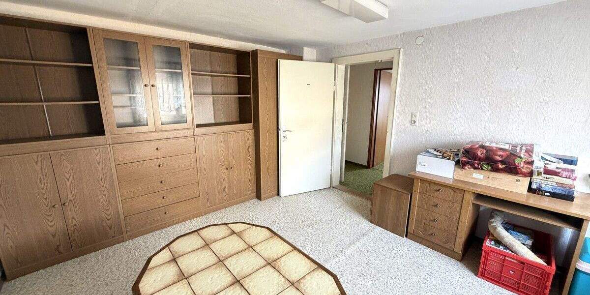 Mehrfamilienhaus, Wohnhaus Regensburg Brandlberg-Keilberg - 8 Zimmer, 183 m&sup2;, 475.000&euro; | Angebot:24738212