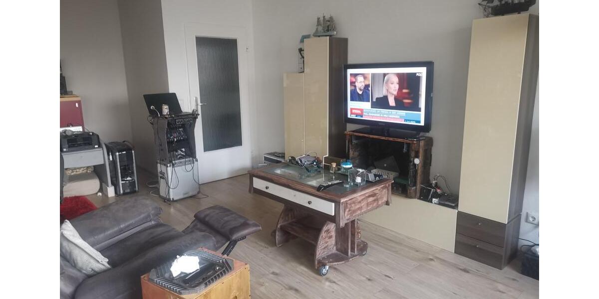 Seniorenwohnug (ab 60 Jahren) gebunden ! 1 zimmer