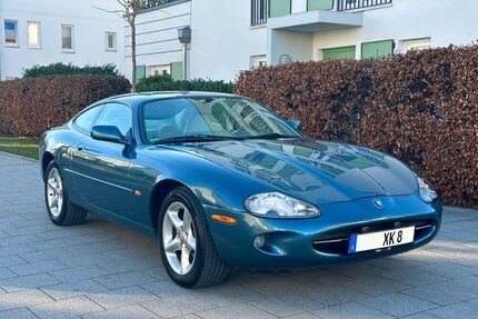Jaguar XK8