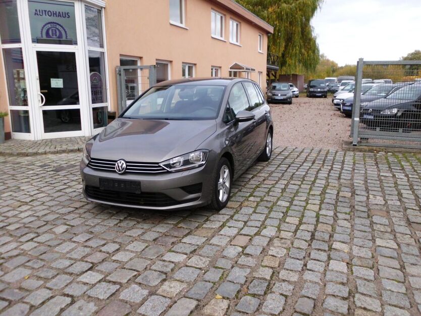 VW Golf 225.000 km 8.990 € Rostock 18055