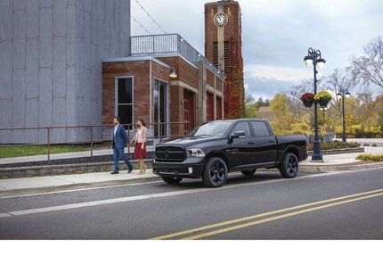 Dodge RAM 1500 SLT Classic Black Crew Cab *200l-LPG*