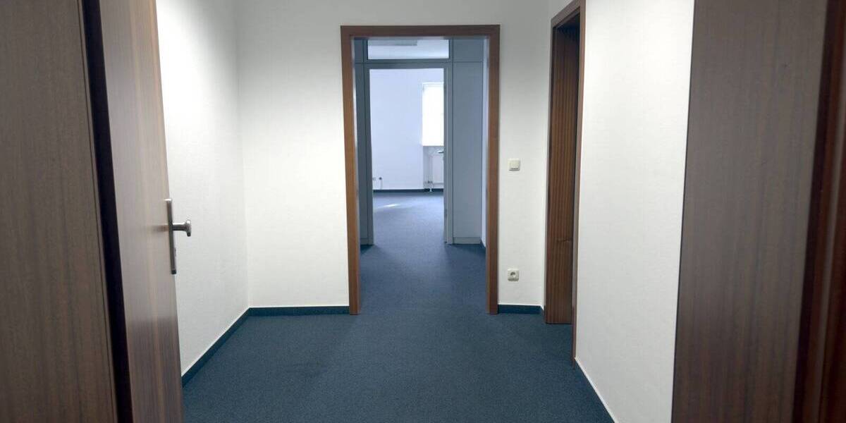 Gewerbeobjekt Zwickau Innenstadt - 4 Zimmer, 143 m&sup2;, 110.000&euro; | Angebot:25707412