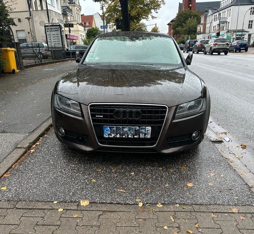 Audi A5 250.000 km 9.600 € Lübeck 23554