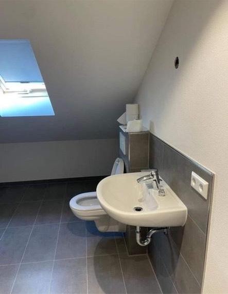 Dachgeschoßwohnung Bretzfeld - 2.5 Zimmer, 80 m&sup2;, 790&euro; | Angebot:25940709