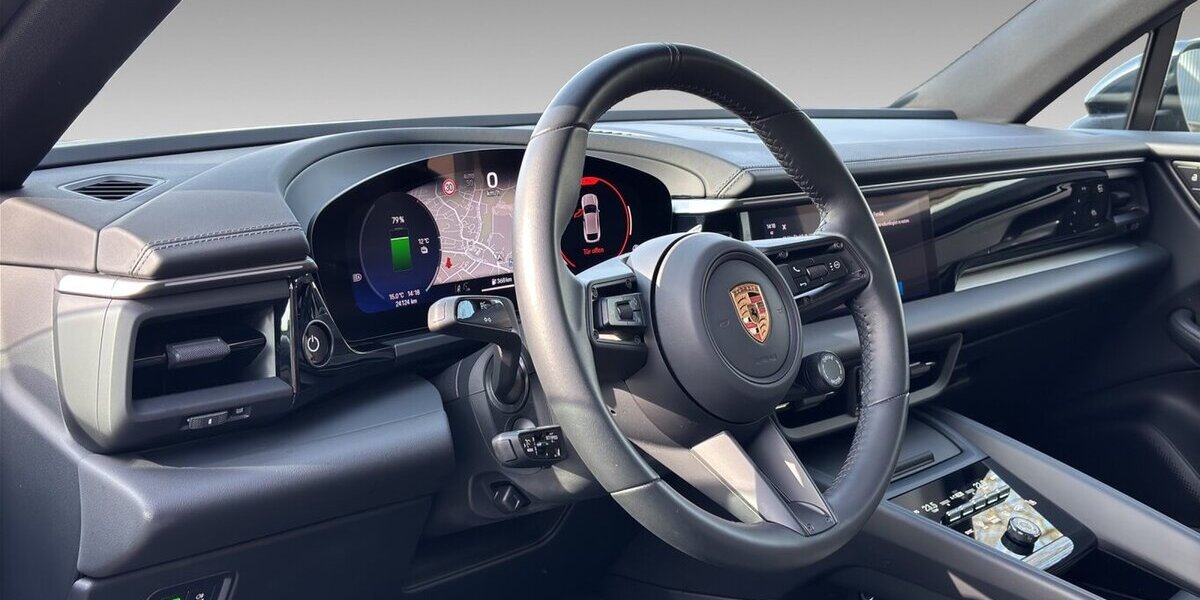 Porsche Macan 4 Bose Pano Volleder 0,25% 23.900 km 78.500 &euro; Wuppertal 42327