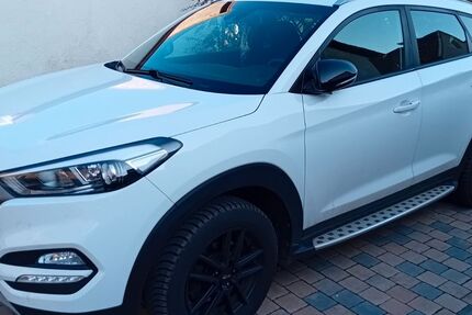 Hyundai TUCSON 89.000 km 13.100 &euro; Nessetal OT.Goldbach 99869
