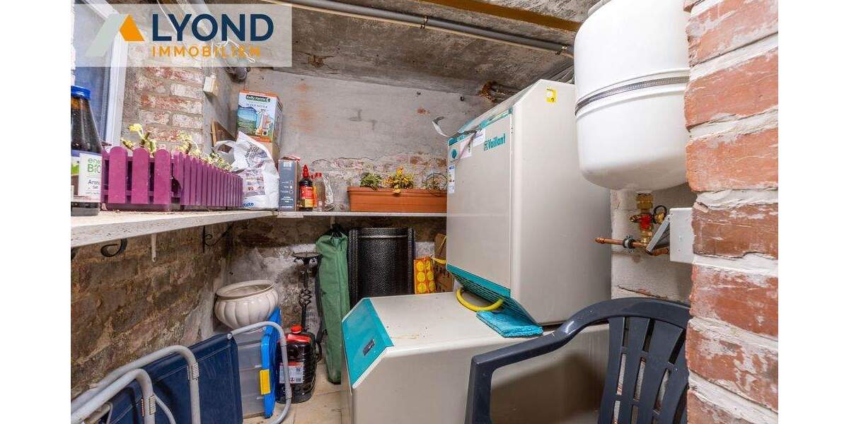 Einfamilienhaus Frankenhain Frankenhain - 4 Zimmer, 138 m&sup2;, 185.000&euro; | Angebot:24137402