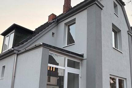 Renoviertes Einfamilienhaus zur Miete - Erstbezug nach Sanierung 4.5 zimmer