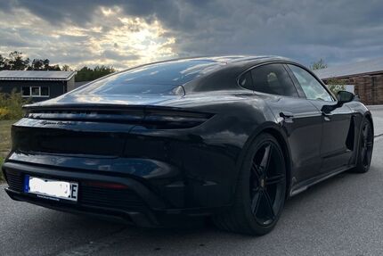 Porsche Taycan 83.000 km 76.100 &euro; Bodenwöhr 92439