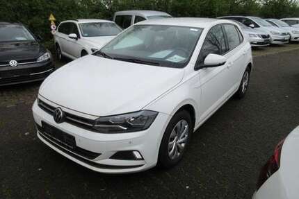 VW Polo Comfortline 1.0 TSI NAVI AHK APS SITZHZG eFH