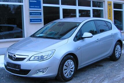 Opel Astra 97.019 km 5.895 &euro; Bad Lausick 04651