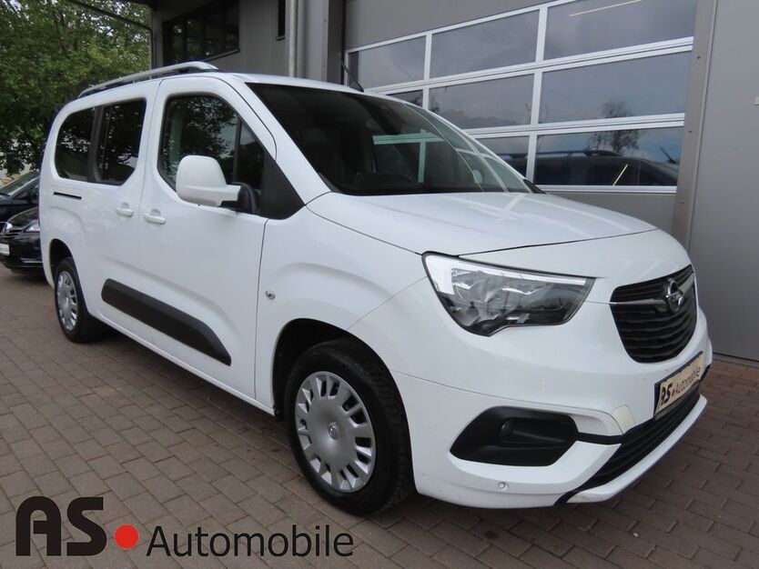 Opel Combo Life 46.000 km 18.590 € Stuttgart 70329