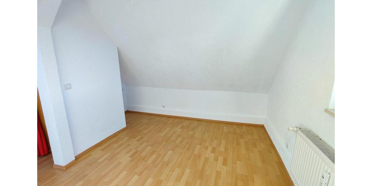 Dachgeschoßwohnung Pfinztal - 2 Zimmer, 34 m&sup2;, 140.000&euro; | Angebot:26023264