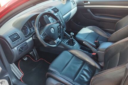 VW Golf 235.000 km 4.500 &euro; Germering 82110