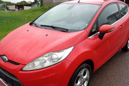 Ford Fiesta 198.000 km 2.750 &euro; Hehlen 37619