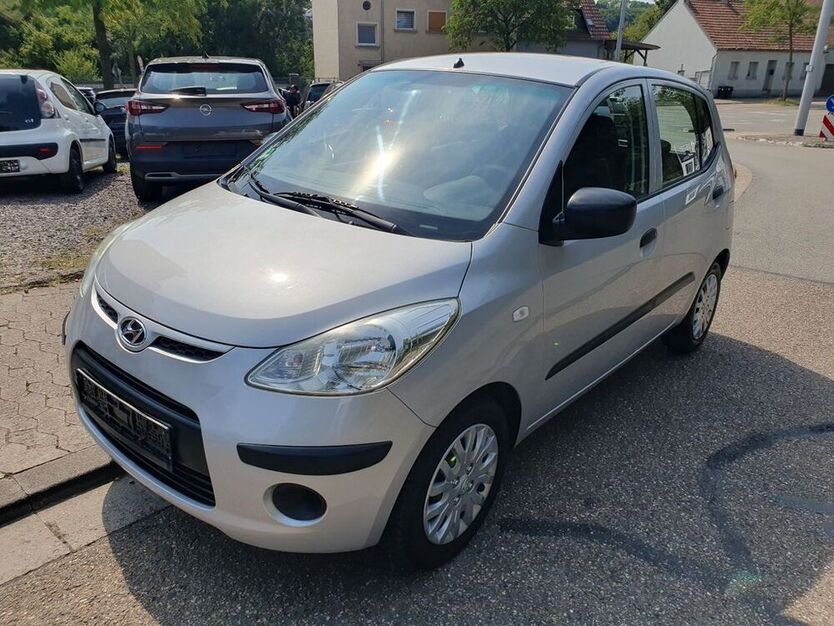 i10