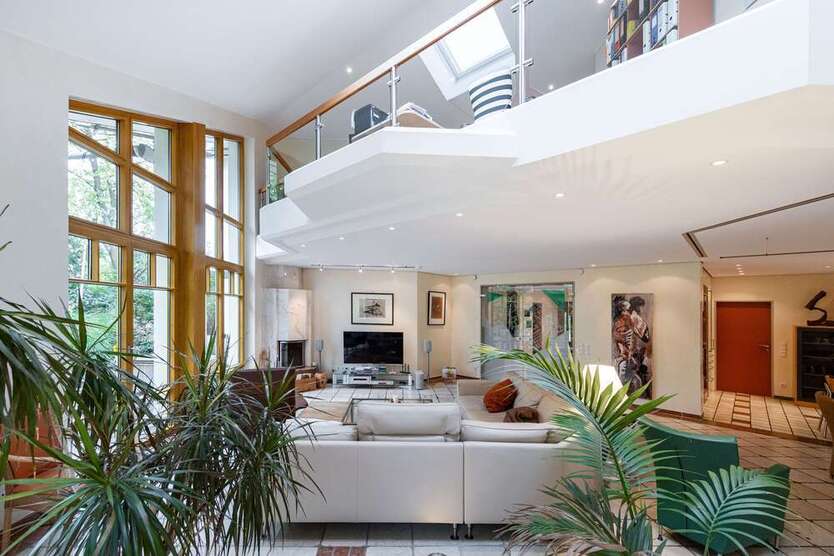 Haus zum Kaufen in Bielefeld 975.000 € 260 m²