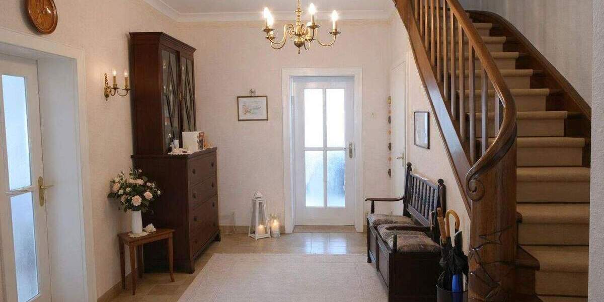 Doppelhaushälfte Sonsbeck - 9 Zimmer, 230 m&sup2;, 440.000&euro; | Angebot:25711075