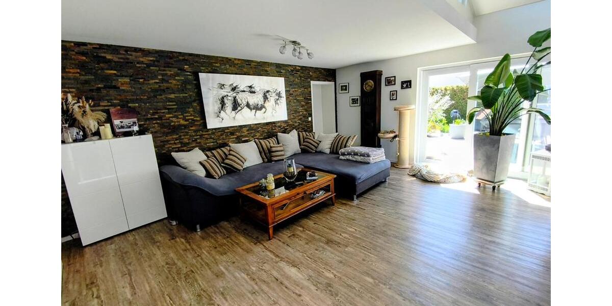 Einfamilienhaus Hilzingen - 5 Zimmer, 143 m&sup2;, 710.000&euro; | Angebot:26700117