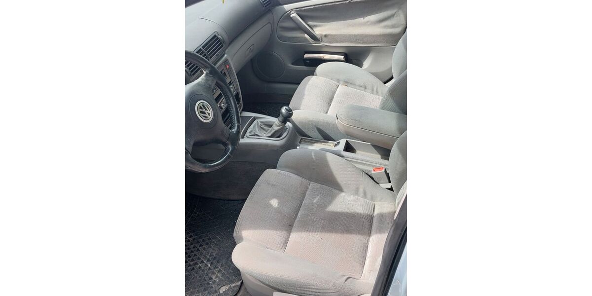 VW Passat 135.000 km 2.800 &euro; Eicklingen 29358